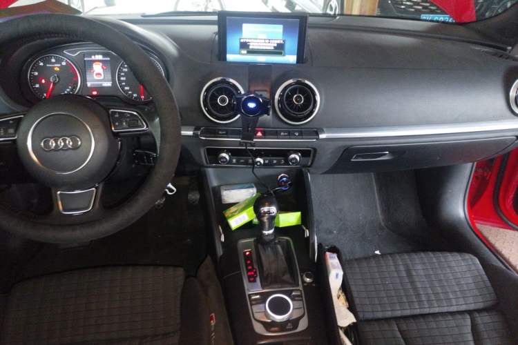 Used Audi A3 2015 Sportback 45 TFSI S line sports model Center Console