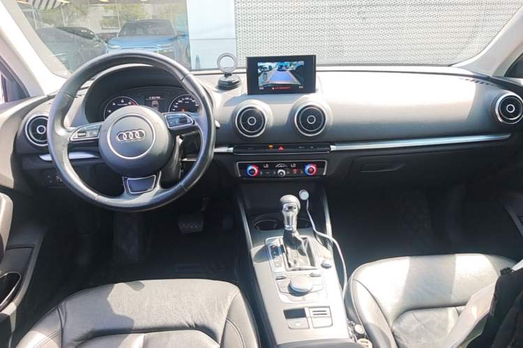 Used Audi A3 2015 Sportback 35 TFSI Millionth Anniversary Comfort Model Center Console