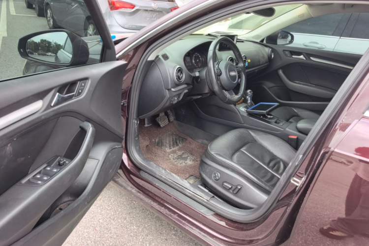 Used Audi A3 2015 Sportback 40 TFSI Automatic Comfort Model Driver Seat