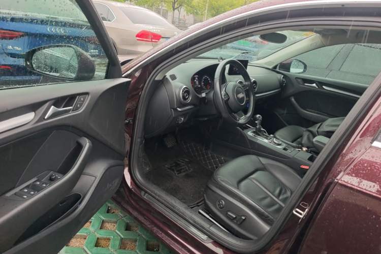 Used Audi A3 2015 Sportback 35 TFSI Millionth Anniversary Comfort Model Driver Seat