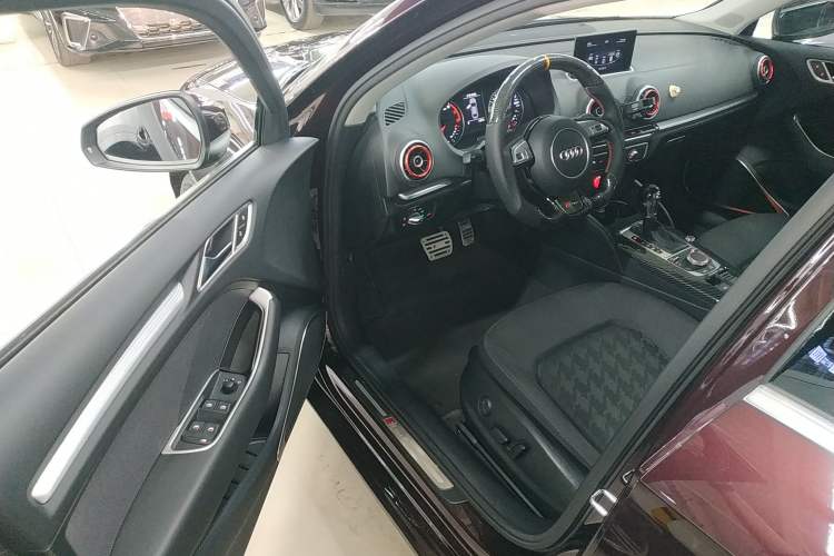 Used Audi A3 2015 Limousine 35 TFSI Millionth Anniversary Intelligent Leading Model Driver Seat