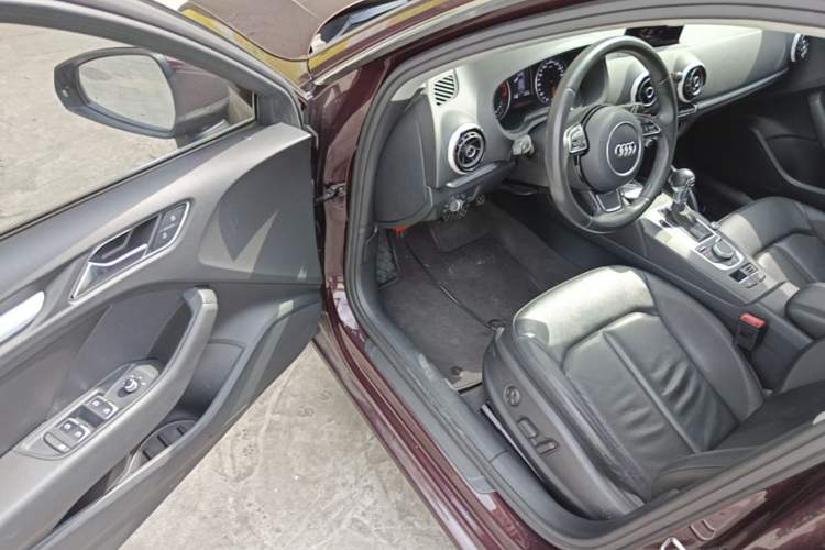Used Audi A3 2015 Sportback 35 TFSI Millionth Anniversary Comfort Model Driver Seat