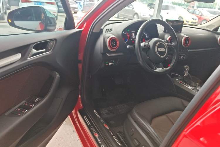 Used Audi A3 2015 Sportback 40 TFSI Automatic Comfort Model Driver Seat