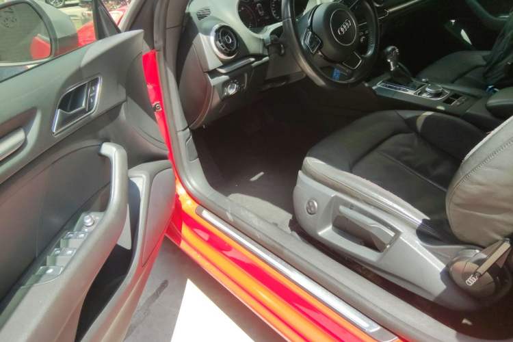 Used Audi A3 2015 Cabriolet 40 TFSI Driver Seat