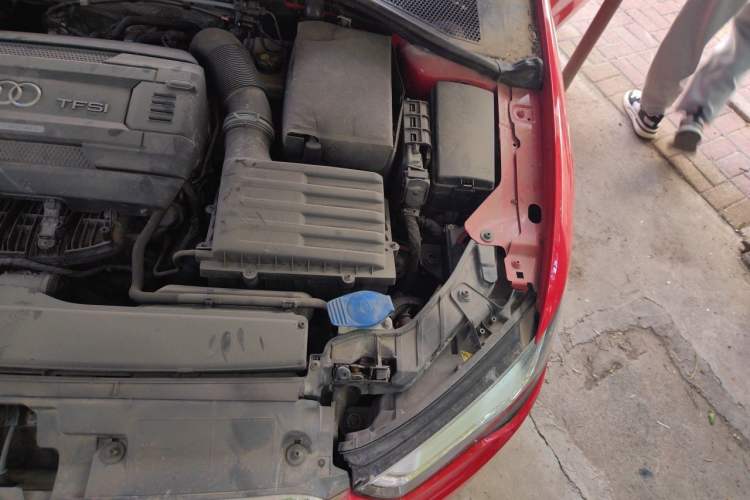 Used Audi A3 2015 Sportback 40 TFSI Automatic Comfort Model Engine Bay Left