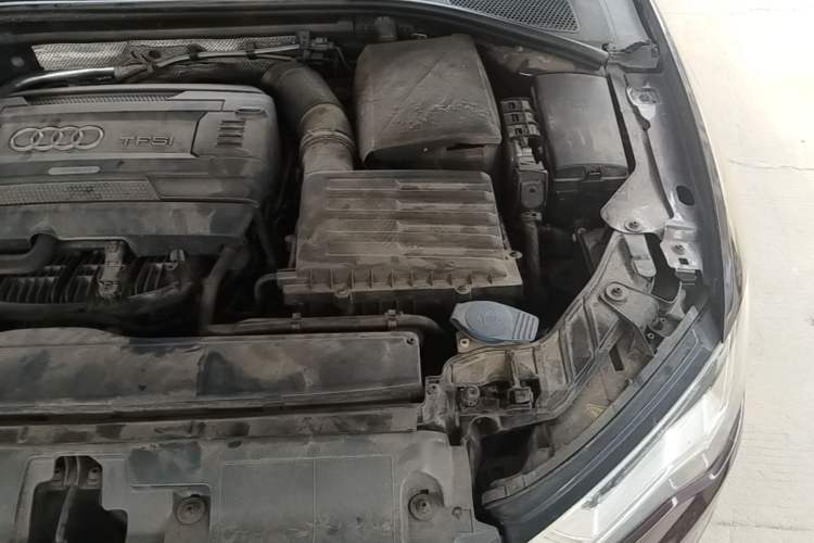 Used Audi A3 2015 Sportback 40 TFSI Automatic Comfort Model Engine Bay Left