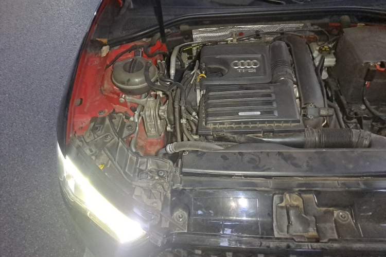 Used Audi A3 2015 Sportback 35 TFSI Millionth Anniversary Comfort Model Engine Bay Right