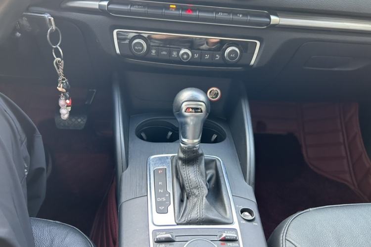 Used Audi A3 2015 Sportback 35 TFSI Millionth Anniversary Comfort Model Gear Lever