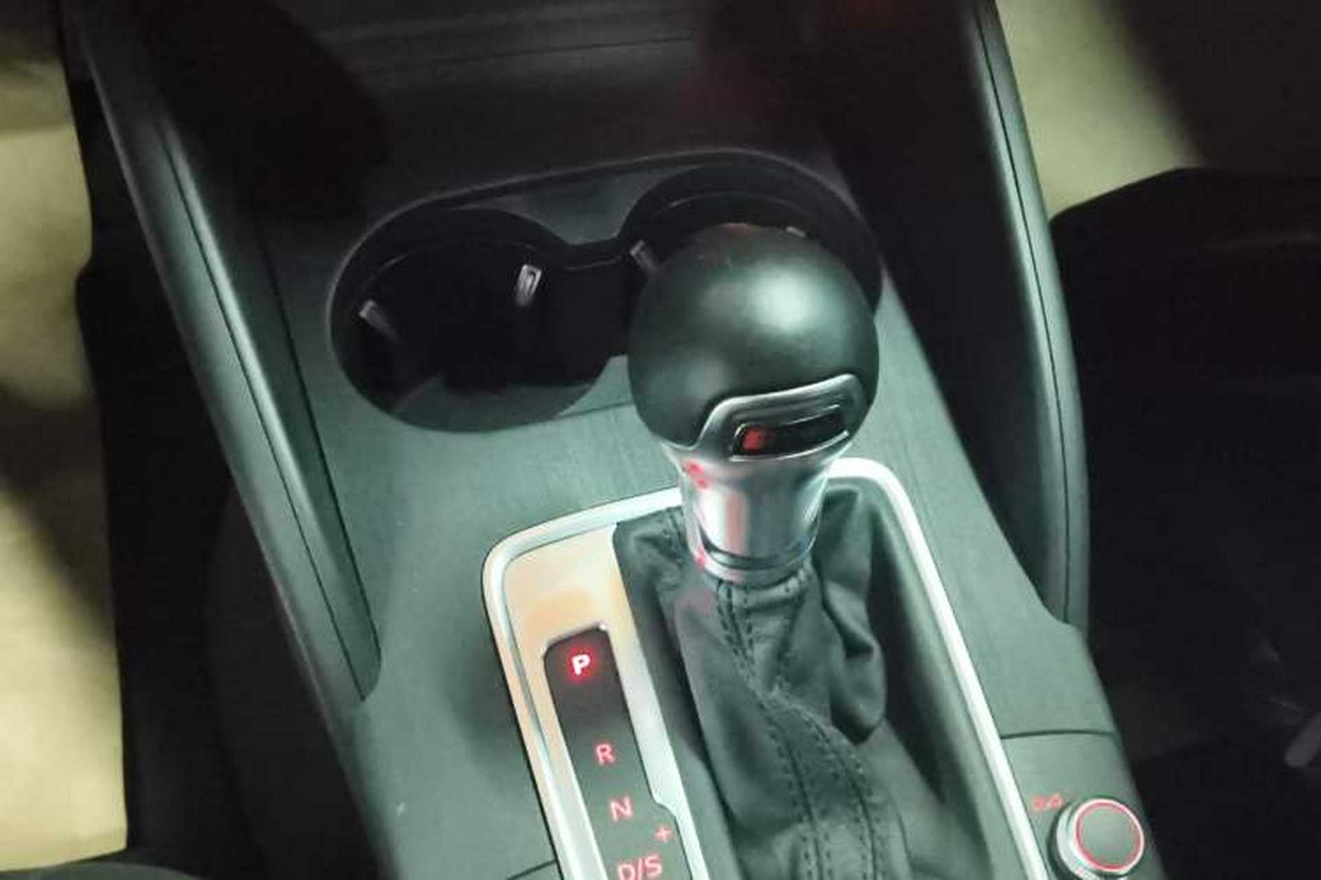 Used Audi A3 2015 Sportback 35 TFSI Millionth Anniversary Intelligent Leading Model Gear Lever
