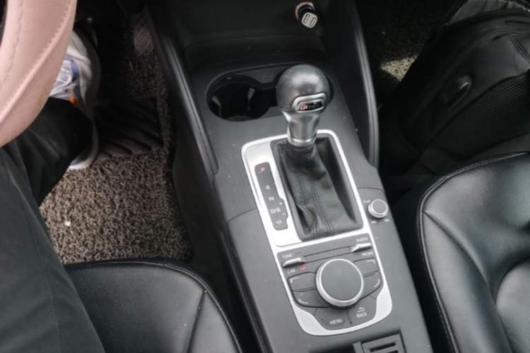 Used Audi A3 2015 Sportback 35 TFSI Millionth Anniversary Intelligent Leading Model Gear Lever
