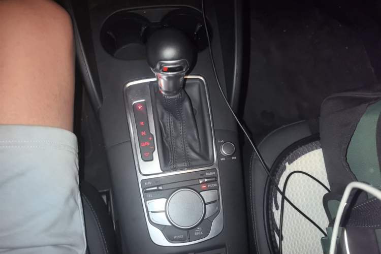 Used Audi A3 2015 Limousine 45 TFSI S line Luxury Model Gear Lever