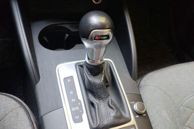 Used Audi A3 2015 Sportback 35 TFSI Millionth Anniversary Intelligent Leading Model Gear Lever