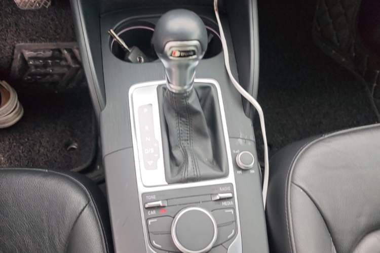 Used Audi A3 2015 Sportback 35 TFSI Millionth Anniversary Comfort Model Gear Lever