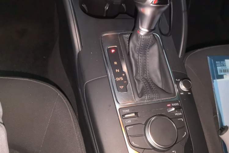 Used Audi A3 2015 Sportback 35 TFSI Millionth Anniversary Intelligent Leading Model Gear Lever