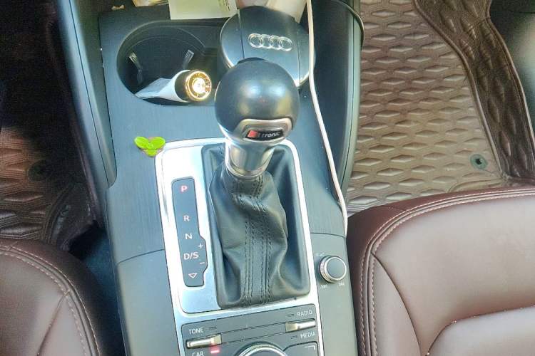 Used Audi A3 2015 Sportback 35 TFSI Millionth Anniversary Intelligent Leading Model Gear Lever