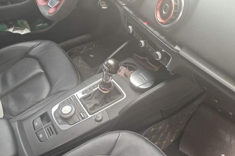 Used Audi A3 2015 Limousine 35 TFSI Millionth Anniversary Comfort Model Gear Lever