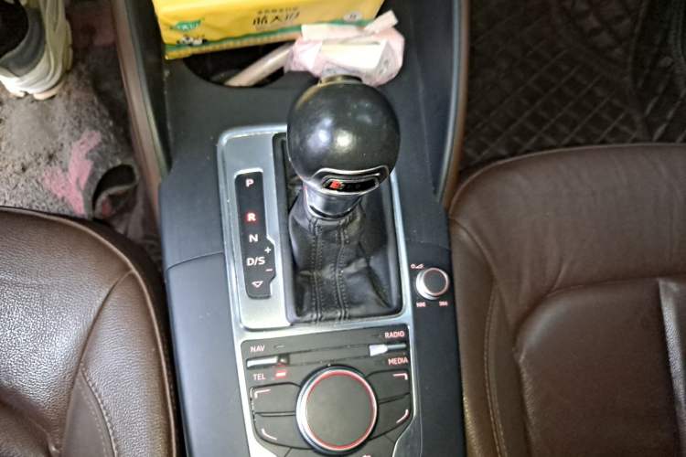 Used Audi A3 2015 Sportback 35 TFSI Millionth Anniversary Comfort Model Gear Lever
