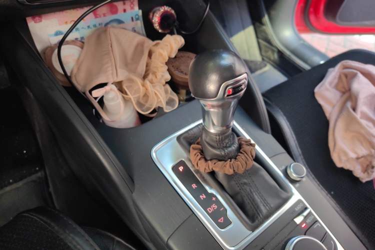 Used Audi A3 2015 Sportback 40 TFSI Automatic Comfort Model Gear Lever