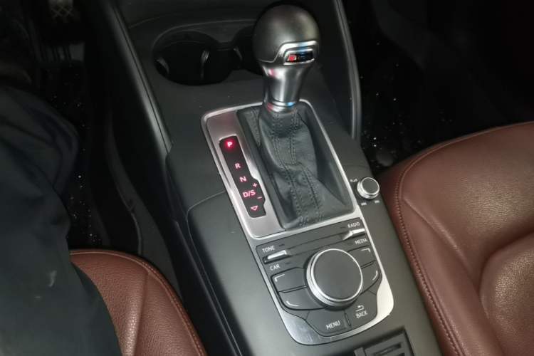 Used Audi A3 2015 Sportback 35 TFSI Millionth Anniversary Intelligent Leading Model Gear Lever