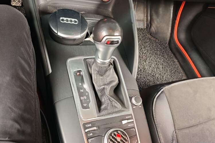 Used Audi A3 2015 Limousine 35 TFSI Millionth Anniversary Intelligent Leading Model Gear Lever