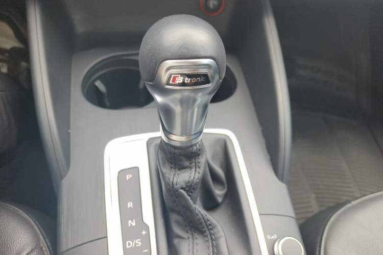 Used Audi A3 2015 Sportback 35 TFSI Millionth Anniversary Comfort Model Gear Lever
