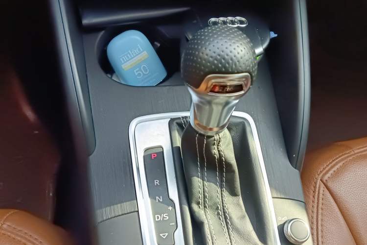 Used Audi A3 2015 Limousine 35 TFSI Millionth Anniversary Intelligent Leading Model Gear Lever