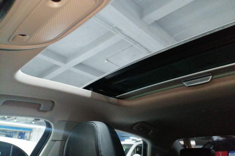 Used Audi A3 2015 Limousine 40 TFSI Automatic Comfort Model Headliner