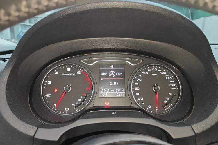 Used Audi A3 2015 Limousine 40 TFSI Automatic Comfort Model Instrument Cluster