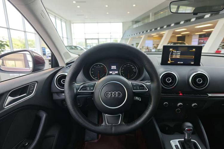 Used Audi A3 2015 Limousine 35 TFSI Millionth Anniversary Intelligent Leading Model Interior 2