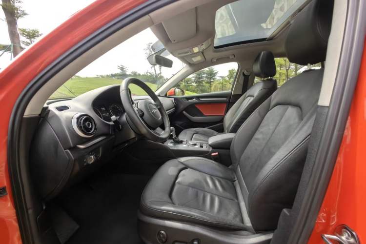 Used Audi A3 2015 Limousine 35 TFSI Millionth Anniversary Comfort Model Interior 3