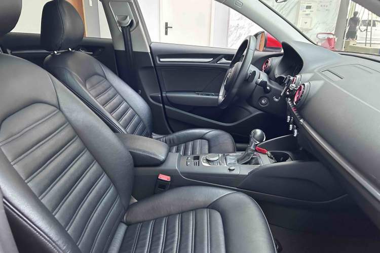 Used Audi A3 2015 Sportback 35 TFSI Millionth Anniversary Enjoyment Model Interior 3