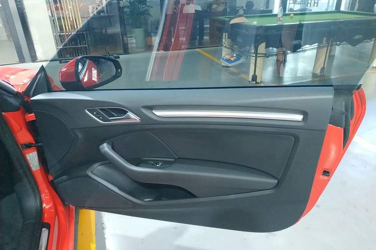 Used Audi A3 2015 Cabriolet 40 TFSI Interior 5