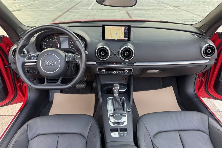 Used Audi A3 2015 Cabriolet 40 TFSI Interior 5