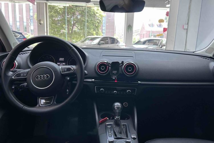 Used Audi A3 2015 Sportback 35 TFSI Millionth Anniversary Enjoyment Model Interior 5