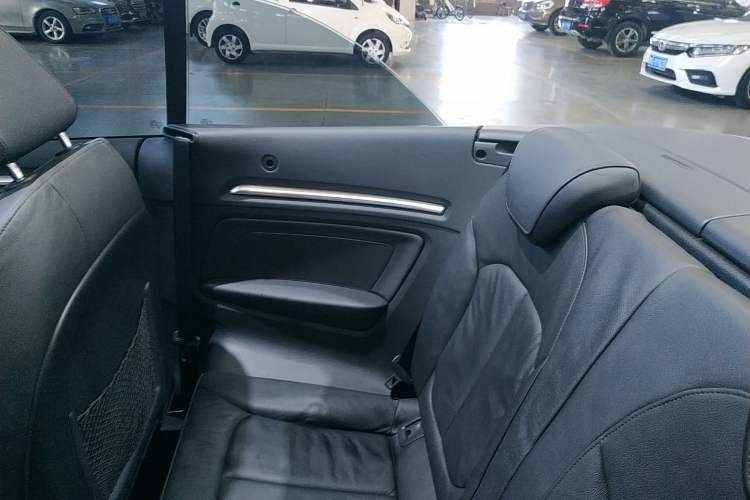 Used Audi A3 2015 Cabriolet 40 TFSI Interior 6