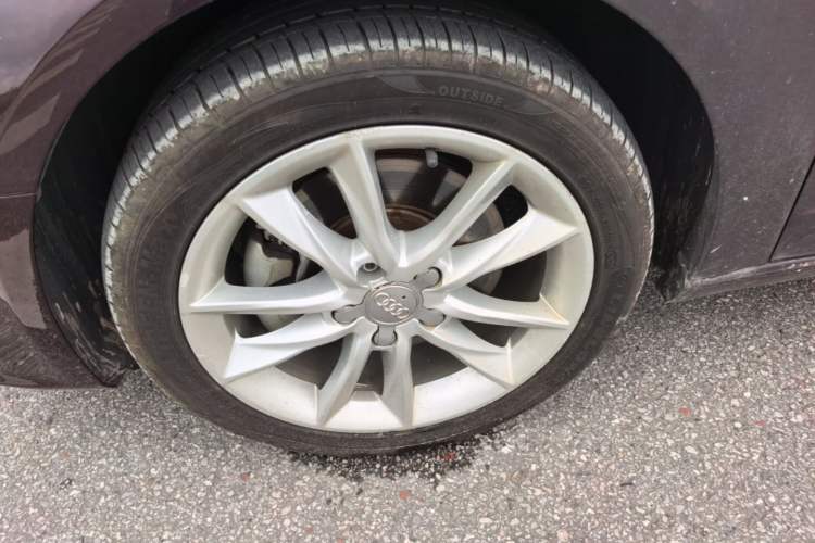 Used Audi A3 2015 Sportback 40 TFSI Automatic Comfort Model Left Front Wheel Hub
