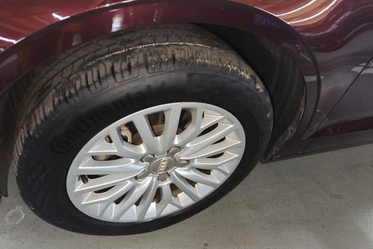 Used Audi A3 2015 Limousine 35 TFSI Millionth Anniversary Intelligent Leading Model Left Front Wheel Hub