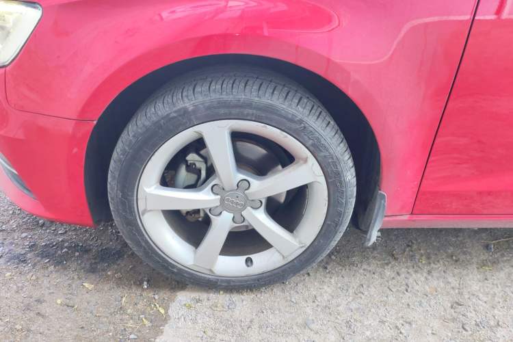 Used Audi A3 2015 Sportback 35 TFSI Millionth Anniversary Intelligent Leading Model Left Front Wheel Hub