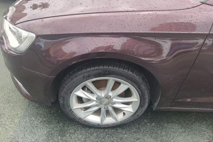Used Audi A3 2015 Sportback 35 TFSI Millionth Anniversary Comfort Model Left Front Wheel Hub