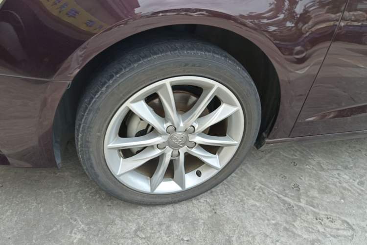Used Audi A3 2015 Sportback 35 TFSI Millionth Anniversary Comfort Model Left Front Wheel Hub