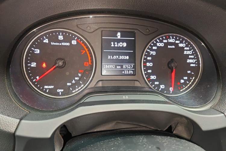 Used Audi A3 2015 Limousine 35 TFSI Millionth Anniversary Intelligent Leading Model Odometer Close Up