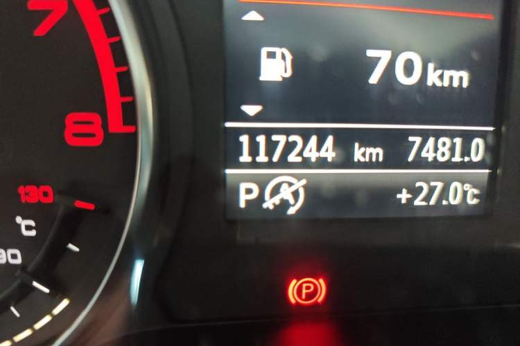 Used Audi A3 2015 Sportback 40 TFSI Automatic Comfort Model Odometer Close Up