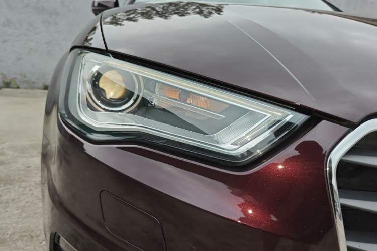 Used Audi A3 2015 Limousine 40 TFSI Automatic Comfort Model Right Front Headlight