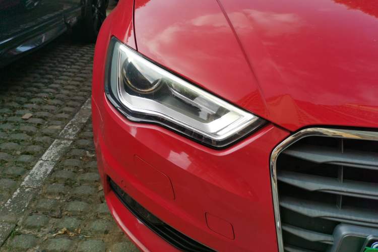 Used Audi A3 2015 Limousine 35 TFSI Millionth Anniversary Comfort Model Right Front Headlight