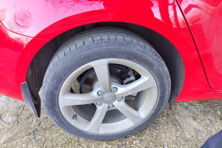 Used Audi A3 2015 Sportback 35 TFSI Millionth Anniversary Intelligent Leading Model Right Rear Wheel Hub