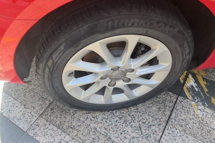 Used Audi A3 2015 Sportback 35 TFSI Millionth Anniversary Enjoyment Model Right Rear Wheel Hub
