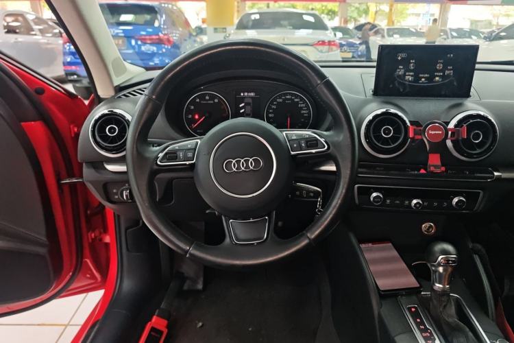 Used Audi A3 2015 Limousine 35 TFSI Millionth Anniversary Comfort Model Steering Wheel