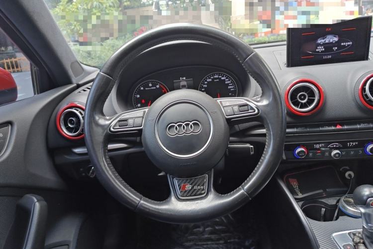 Used Audi A3 2015 Limousine 35 TFSI Millionth Anniversary Comfort Model Steering Wheel