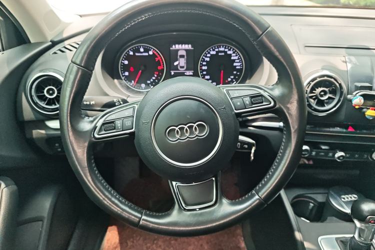 Used Audi A3 2015 Limousine 35 TFSI Millionth Anniversary Comfort Model Steering Wheel