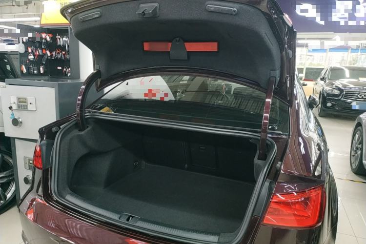 Used Audi A3 2015 Limousine 35 TFSI Millionth Anniversary Intelligent Leading Model Trunk